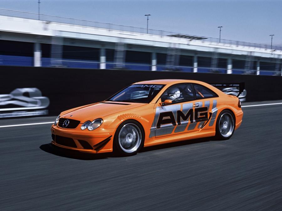  Mercedes-Benz CLK55 AMG DTM Street Version 2004 года  (фото 9 из 21)